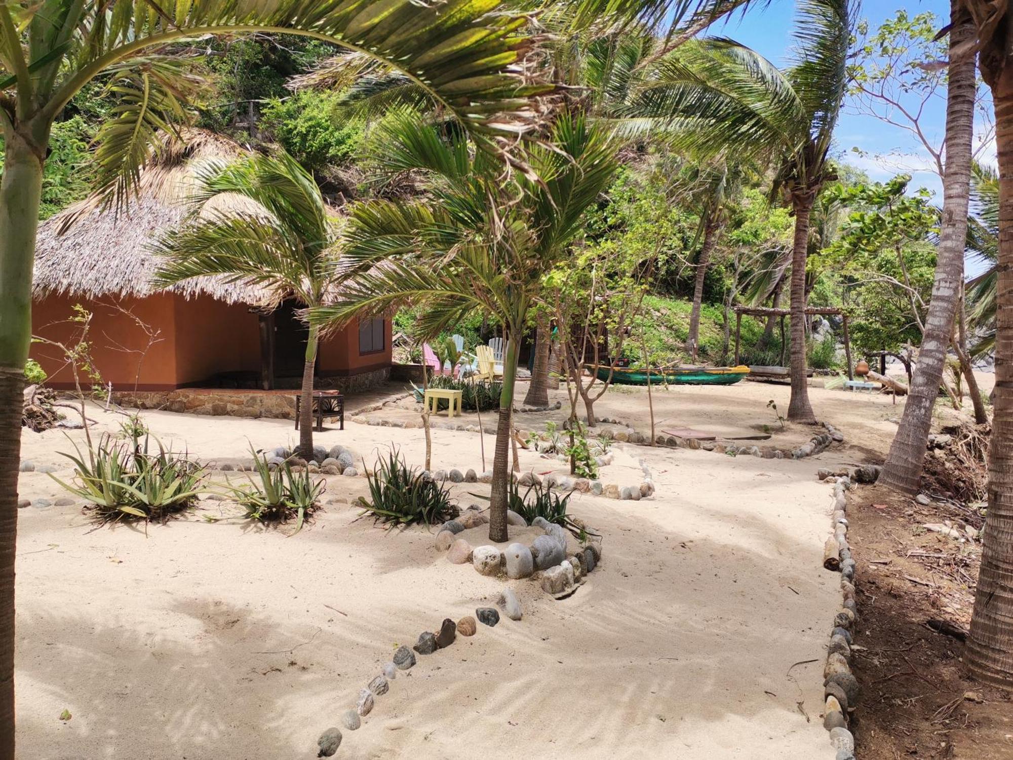 Hotel Bahia De La Luna Arroyo Cruz Exterior photo