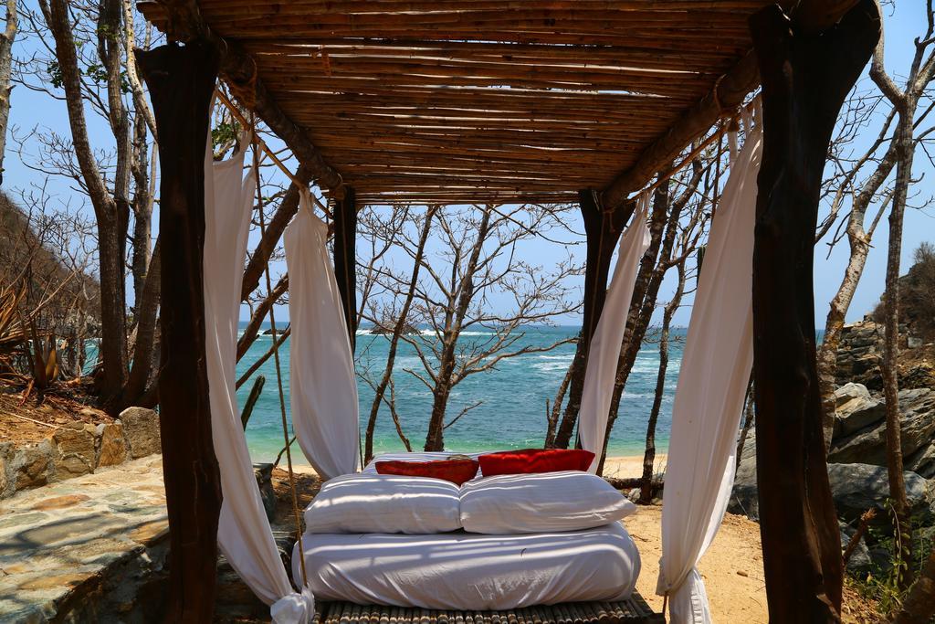 Hotel Bahia De La Luna Arroyo Cruz Exterior photo